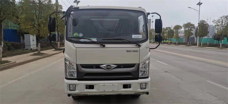 福田H2多功能抑尘车