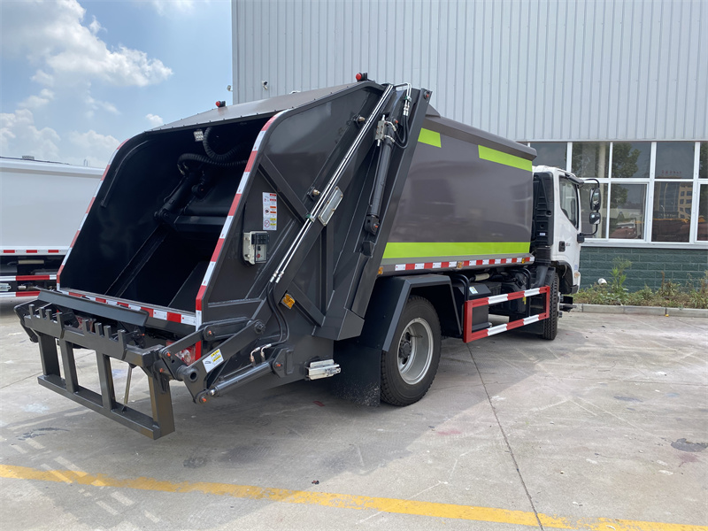 高端压缩垃圾车福田欧马可9方压缩垃圾车